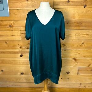 EUC tutu & lilli Wimberley silky polyester tunic top casual dress Roomy L/XL